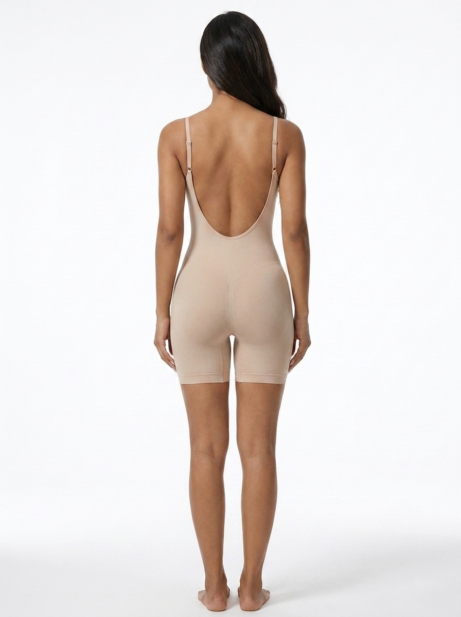 Nude Rear