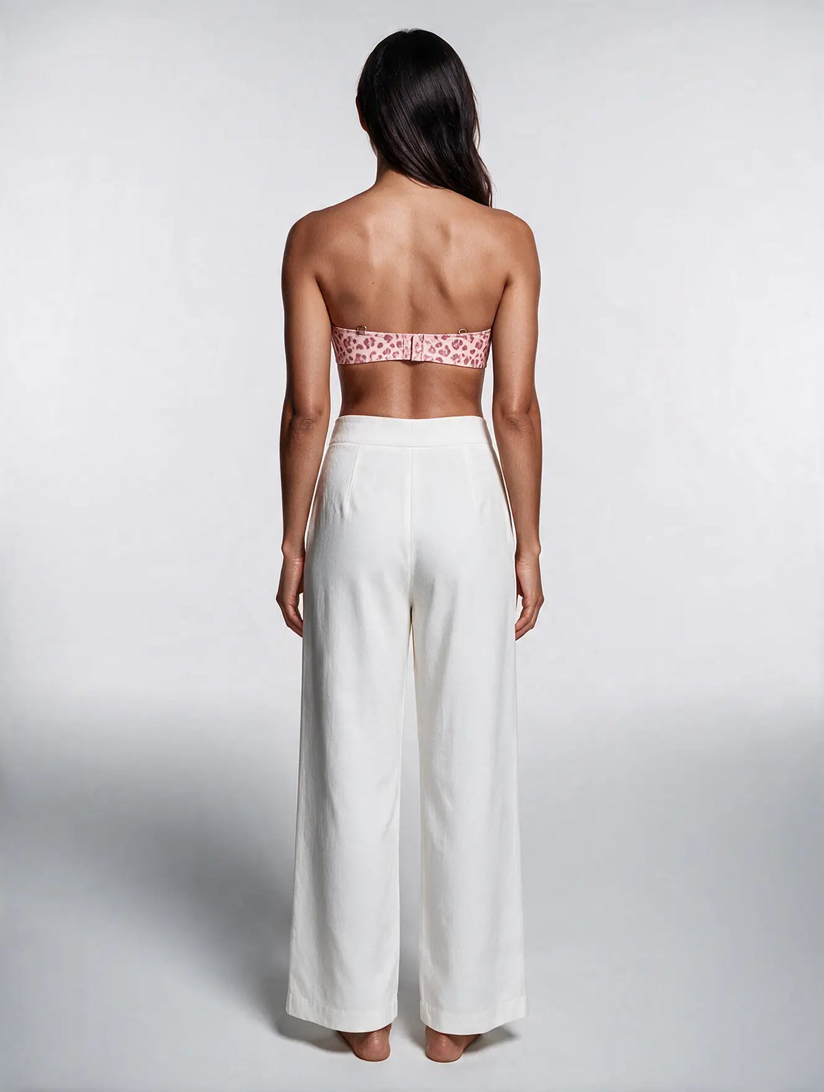 Jelly Cup Multi-Way Strapless Bra